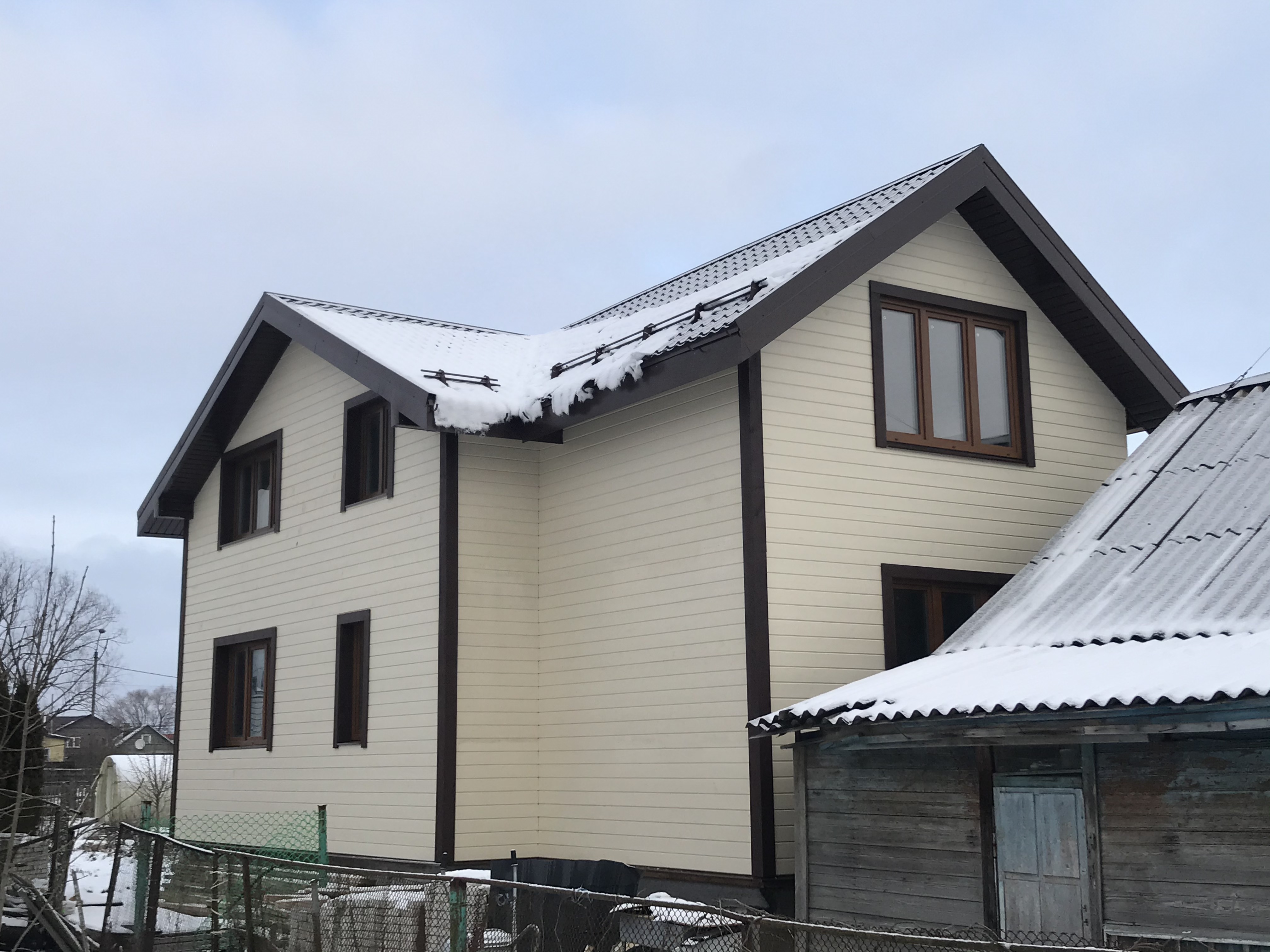 Каркасный дом, Каркасный дом,
